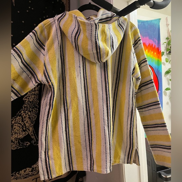 Original Senor Lopez Yellow Drug Rug Sweatshirt - Picture 3 of 3